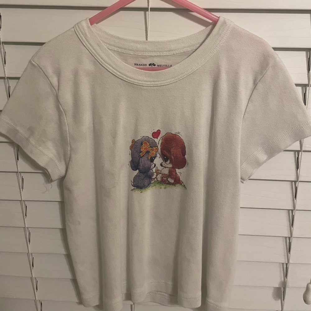 brandy melville bears hugging crop top shirt
